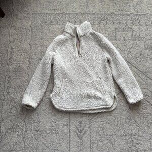 Size Medium White Sherpa
